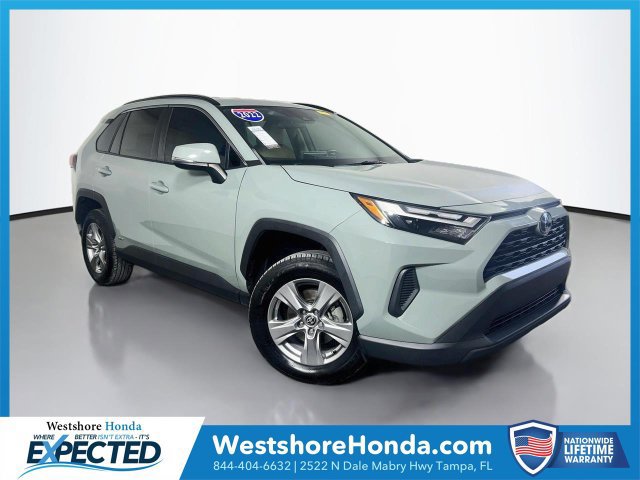 Used 2022 Toyota RAV4 XLE AWD/4WD image 1