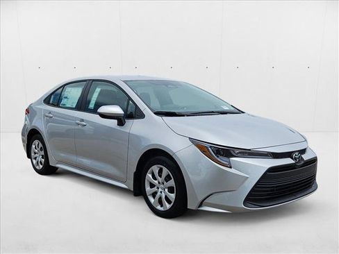 New 2025 Toyota Corolla LE image 6