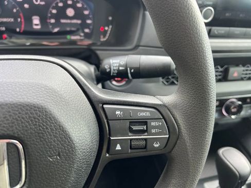 Used 2023 Honda Accord EX image 27