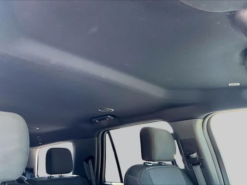 Used 2019 Ford Expedition XLT RWD image 13