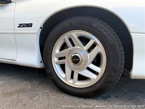 Used 1994 Chevrolet Camaro Z28 image 10