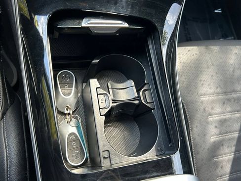 Used 2023 Mercedes-Benz C 300 Sedan image 17