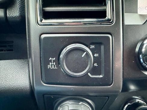 Used 2020 Ford F150 XLT w/ Equipment Group 302A Luxury AWD/4WD image 20