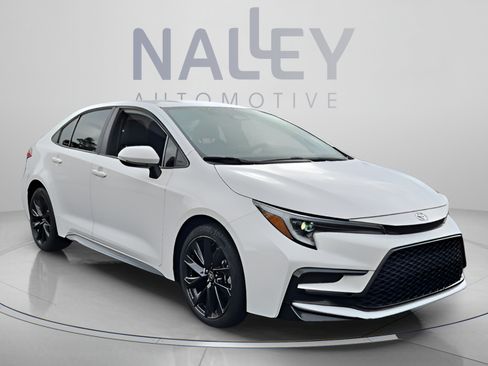 Used 2023 Toyota Corolla SE FWD image 7