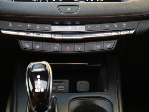 Used 2023 Cadillac XT4 Sport image 34