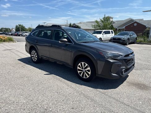 Certified 2024 Subaru Outback AWD/4WD image 9