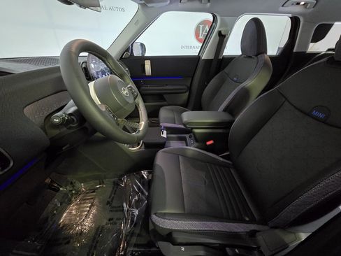 New 2025 MINI Cooper Countryman SE image 12
