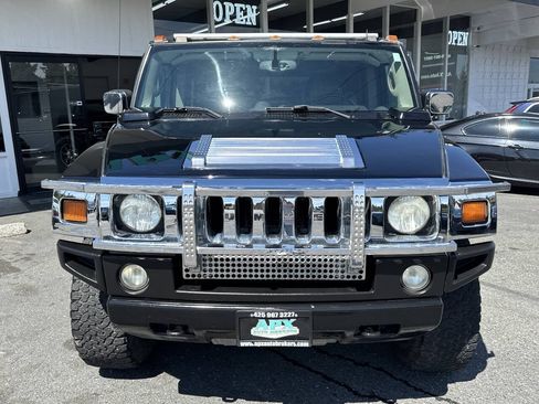 Used 2004 HUMMER H2 w/ Preferred Equipment Group AWD/4WD image 8