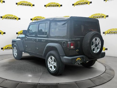 Used 2022 Jeep Wrangler Unlimited Sport AWD/4WD image 3