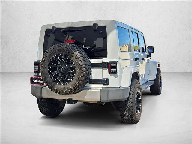 Used 2011 Jeep Wrangler Unlimited Sahara w/ Connectivity Group AWD/4WD image 5