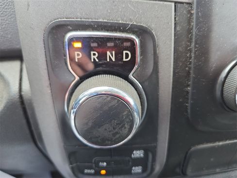 Used 2015 RAM 1500 Express image 20