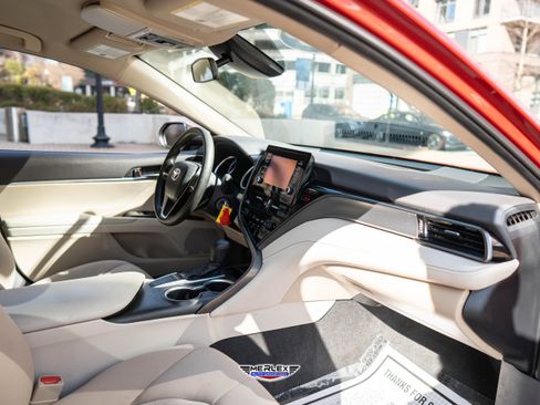 Used 2023 Toyota Camry LE image 15