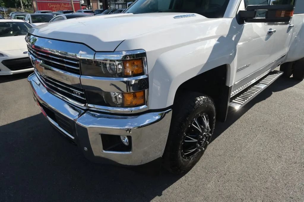 Used 2016 Chevrolet Silverado 3500 LTZ w/ Duramax Plus Package AWD/4WD image 9