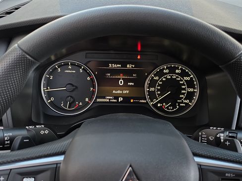 New 2026 Mitsubishi Outlander ES image 17