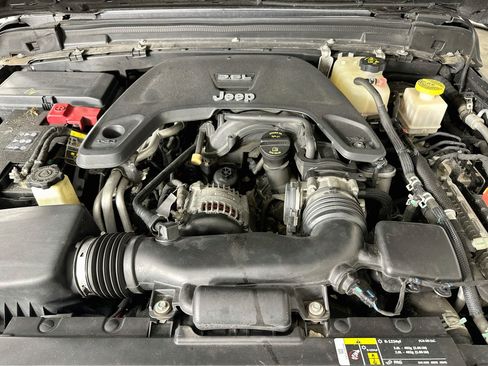Used 2020 Jeep Gladiator Rubicon AWD/4WD image 32