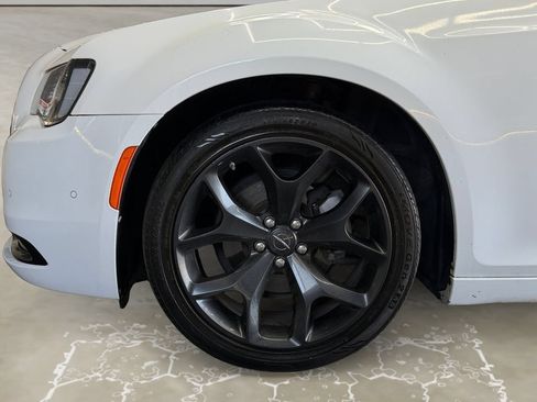 Used 2022 Chrysler 300 S RWD image 14