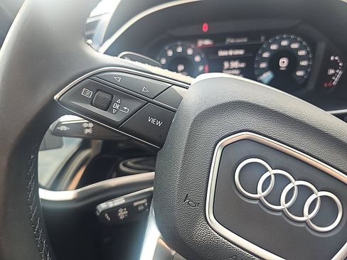 Used 2022 Audi Q3 2.0T Premium Plus AWD/4WD image 23