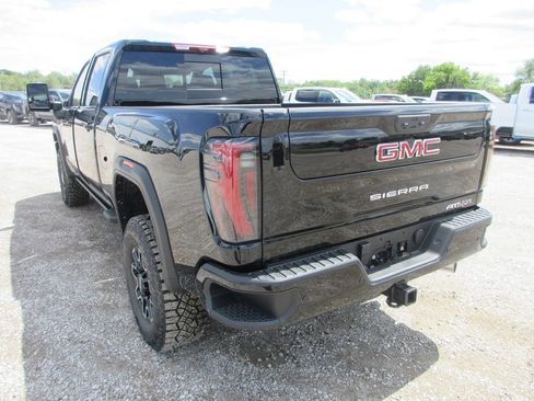 New 2026 GMC Sierra 2500 AT4X AWD/4WD image 9
