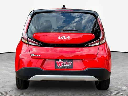 Used 2025 Kia Soul LX w/ LX Technology Package FWD image 5