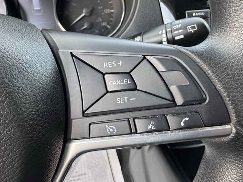 Used 2020 Nissan Rogue S AWD/4WD image 15