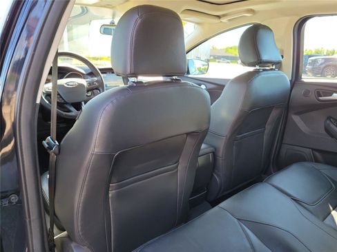 Used 2017 Ford Focus Titanium FWD image 14