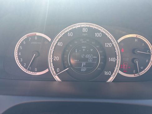 Used 2017 Honda Accord LX image 17
