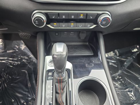 Certified 2023 Nissan Altima 2.5 SR w/ SR Premium Package FWD image 24