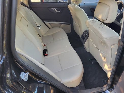 Used 2015 Mercedes-Benz GLK 250 BlueTEC 4MATIC image 22