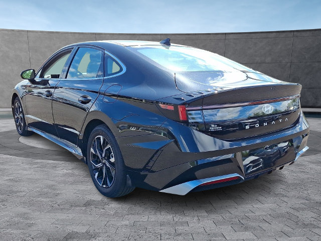 Certified 2025 Hyundai Sonata SEL AWD/4WD image 3