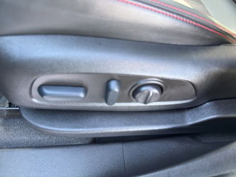 Used 2022 Chevrolet Equinox RS image 15