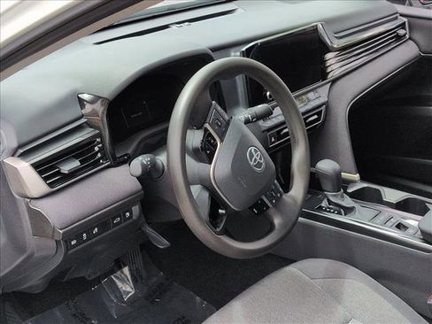 Used 2025 Toyota Camry LE w/ Convenience Package FWD image 10