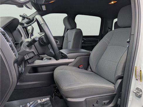 Used 2024 RAM 2500 Big Horn w/ Night Edition image 12