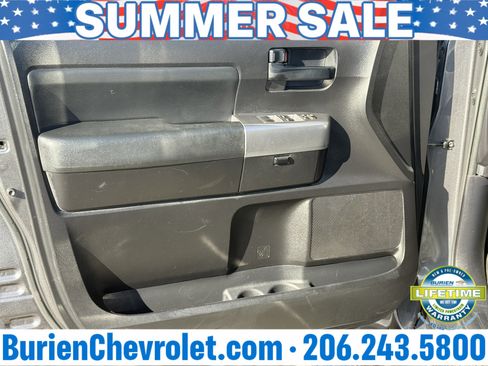 Used 2022 Toyota Sequoia TRD Sport AWD/4WD image 9