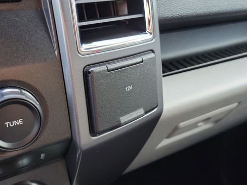 Used 2016 Ford F150 XLT RWD image 29