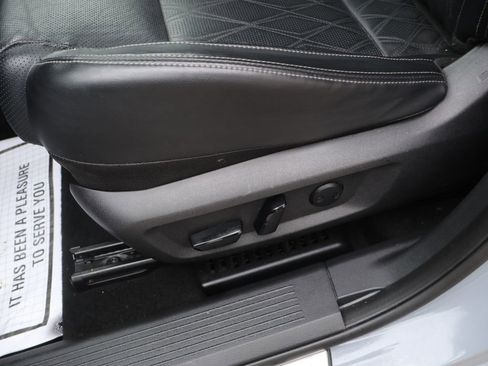 Used 2023 Nissan Rogue Platinum w/ Platinum Premium Package image 15