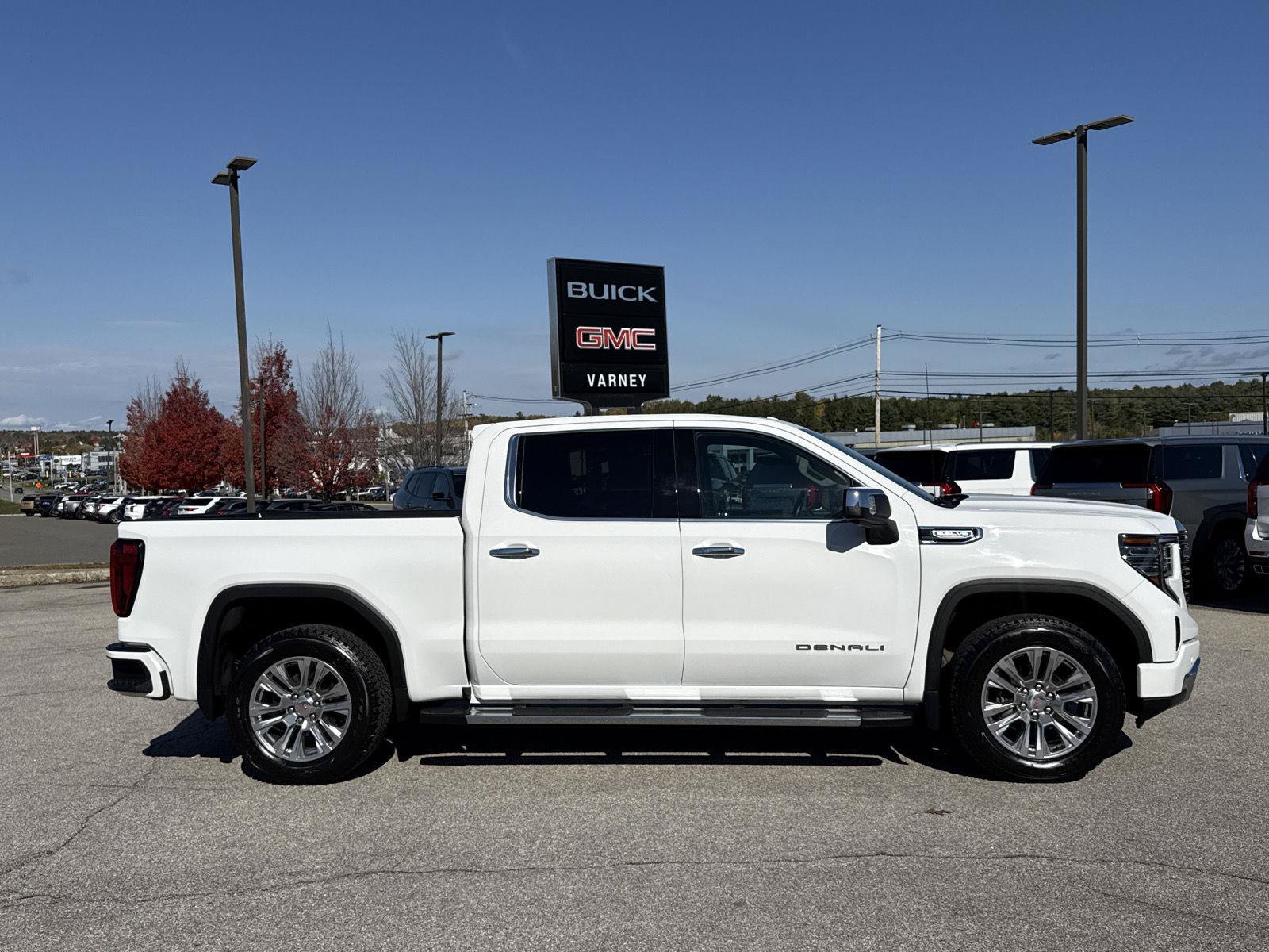 Used 2023 GMC Sierra 1500 Denali AWD/4WD image 6