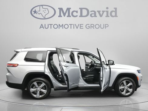 Used 2021 Jeep Grand Cherokee L Limited AWD/4WD image 42