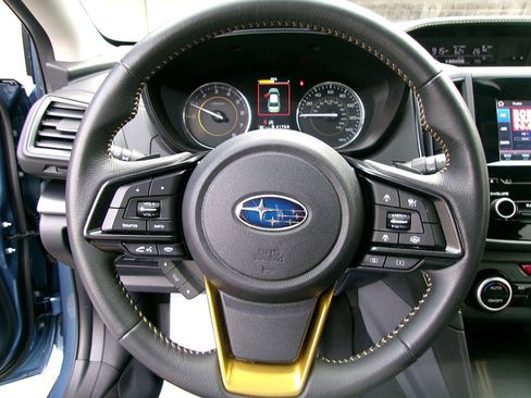 Used 2022 Subaru Crosstrek 2.5i Sport AWD/4WD image 19