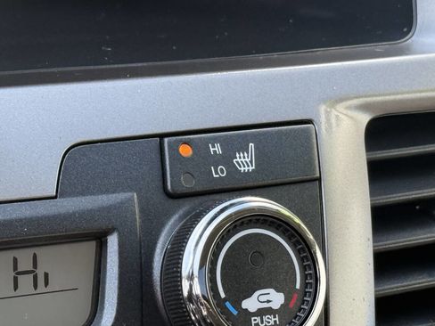 Used 2016 Honda Odyssey Touring Elite image 11