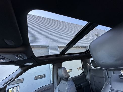 Used 2025 Ford F150 Raptor AWD/4WD image 26