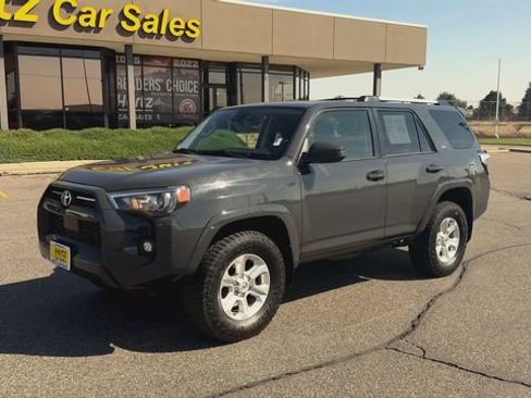 Used 2024 Toyota 4Runner SR5 AWD/4WD image 4