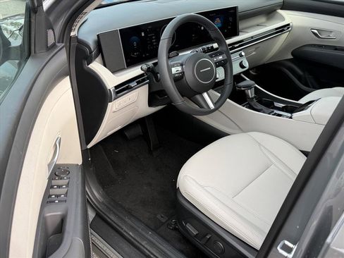 New 2026 Hyundai Tucson SEL FWD image 9
