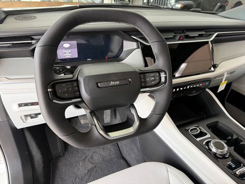 New 2026 Jeep Cherokee Limited AWD/4WD image 21