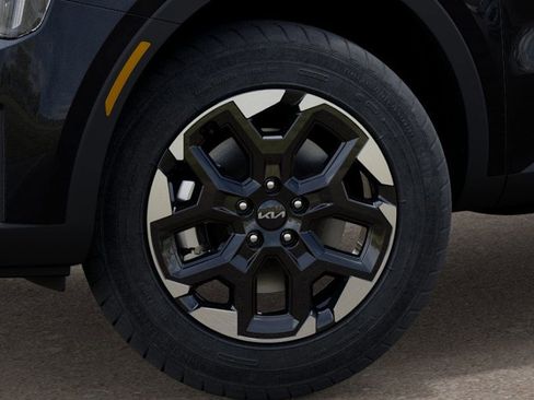 New 2025 Kia Sorento S image 9
