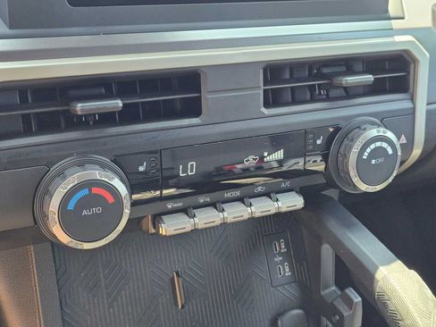 Certified 2025 Toyota Tacoma TRD Sport AWD/4WD image 28
