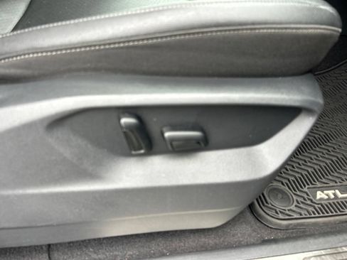 Used 2019 Volkswagen Atlas SEL FWD image 54