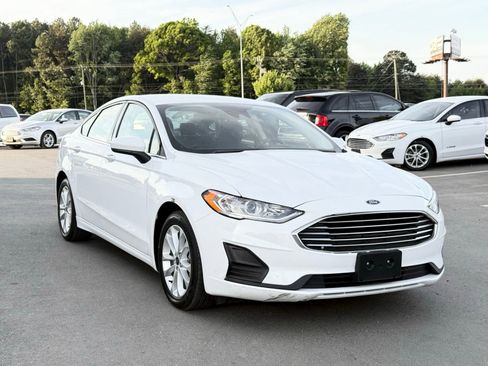 Used 2020 Ford Fusion SE FWD image 5