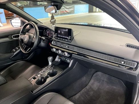 Used 2025 Honda Civic Sport image 14