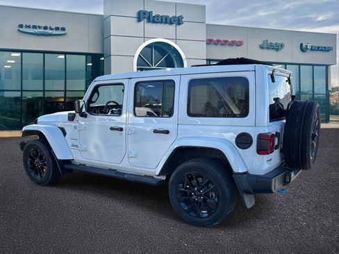 Used 2023 Jeep Wrangler Unlimited Sahara w/ Cold Weather Group image 3