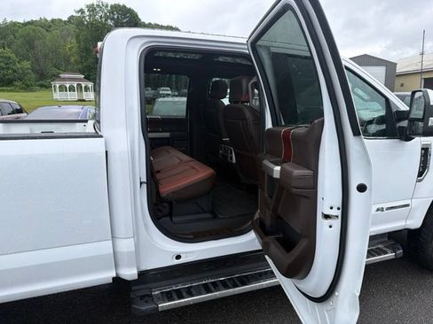 Used 2022 Ford F350 King Ranch w/ Chrome Package AWD/4WD image 48